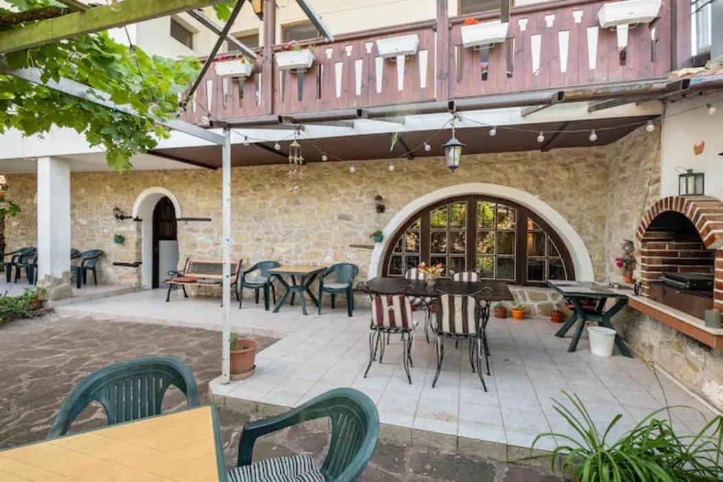Guest House Geranium Arbanasi Buitenkant foto