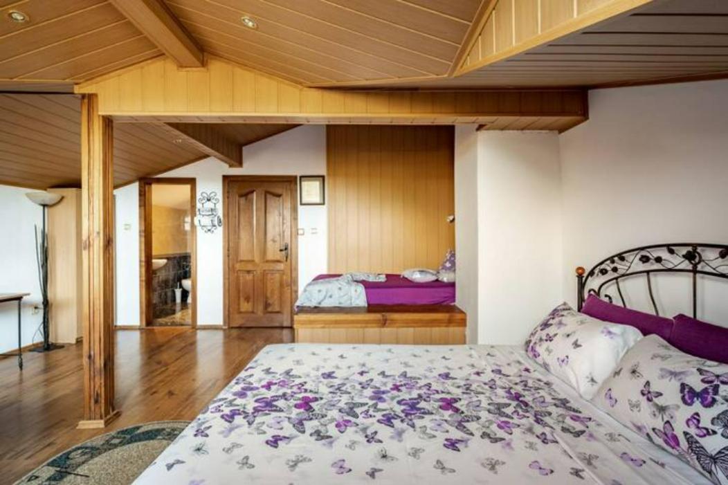 Guest House Geranium Arbanasi Buitenkant foto
