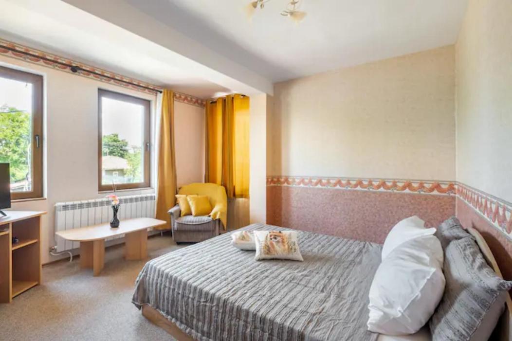 Guest House Geranium Arbanasi Buitenkant foto